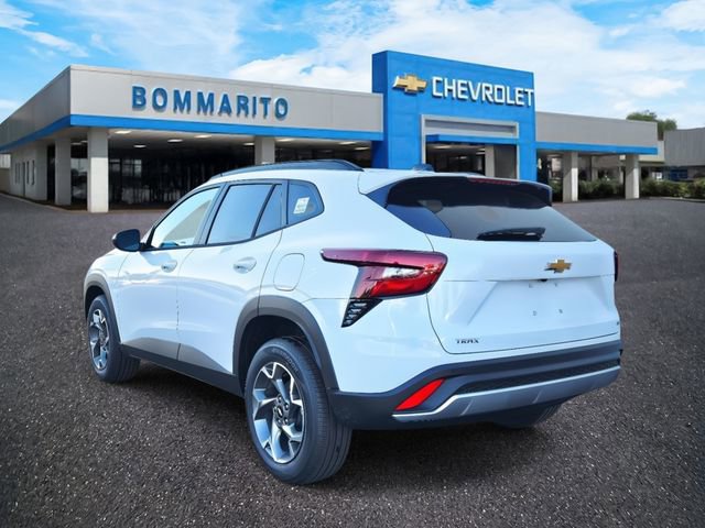 New 2026 Chevrolet Trax LT w/ Driver Confidence Package image 3
