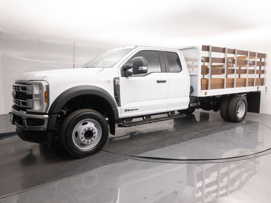 New 2026 Ford F550 2WD SuperCab Super Duty image 4