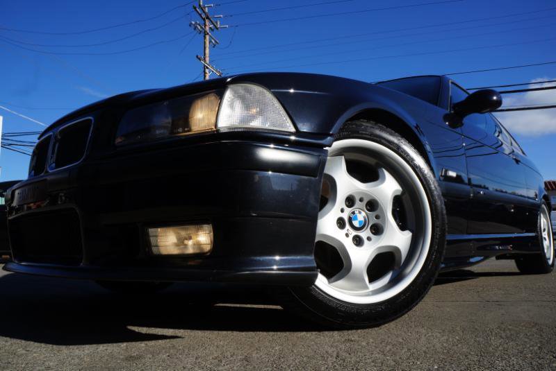 Used 1995 BMW M3 Coupe image 2