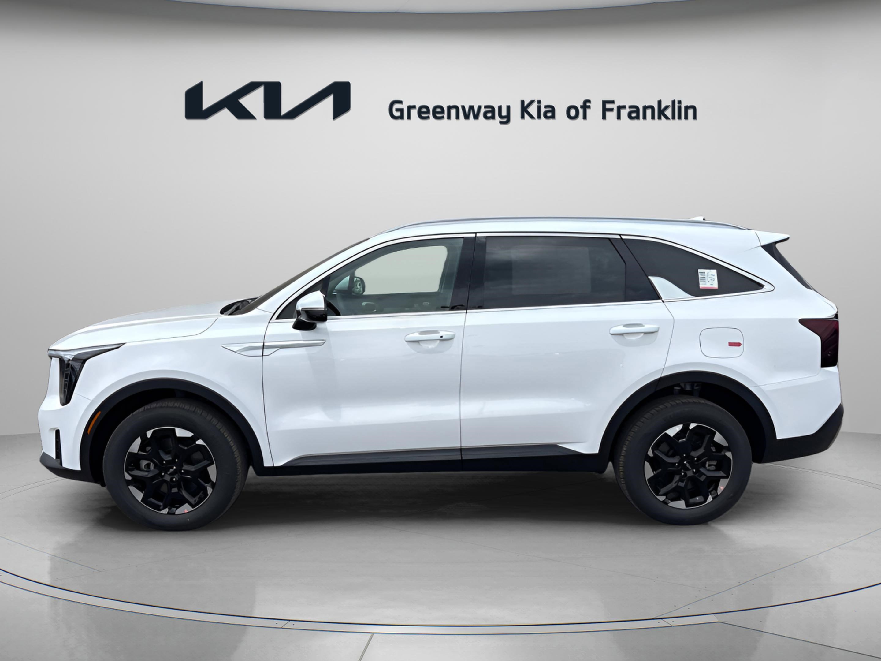 New 2025 Kia Sorento S image 4