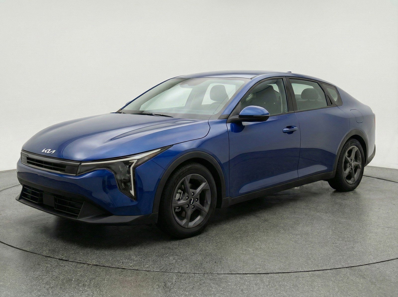 Used 2025 Kia K4 FWD image 3