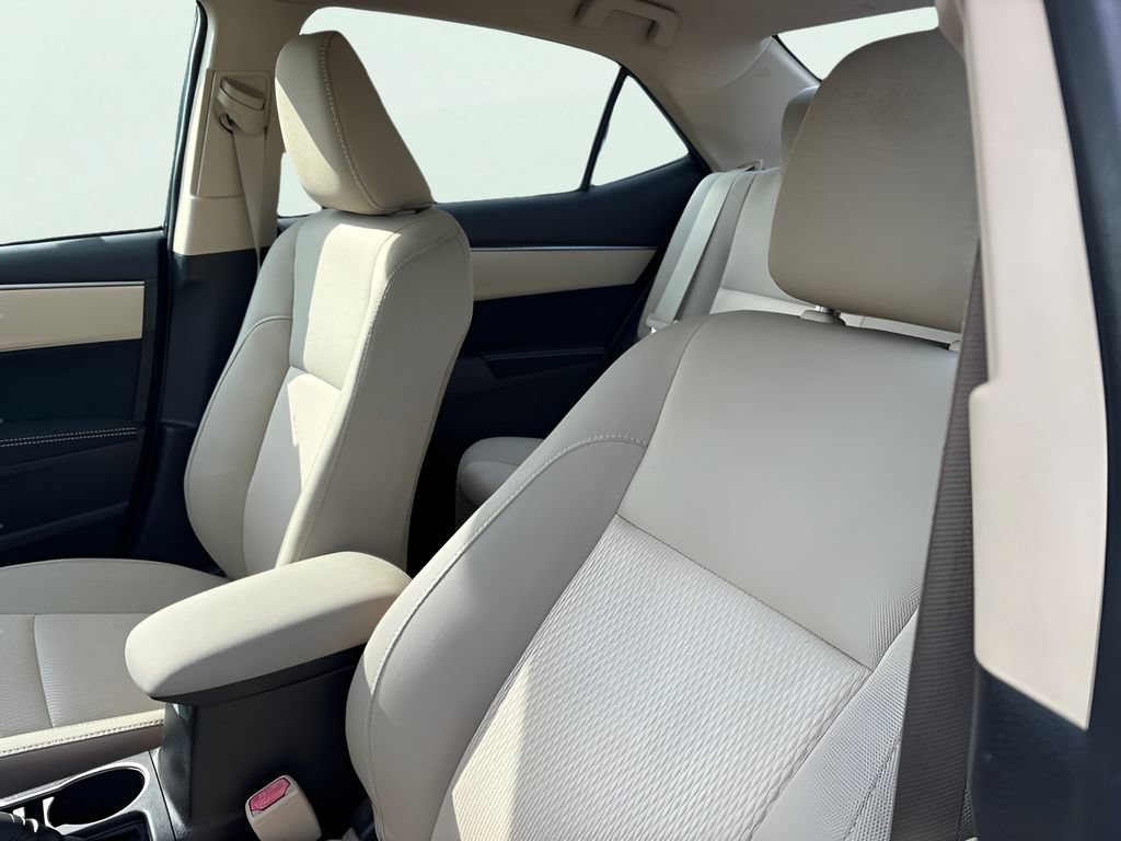 Used 2014 Toyota Corolla LE FWD image 13