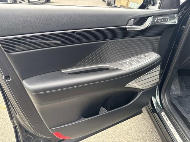 Used 2024 Hyundai Palisade Calligraphy image 23