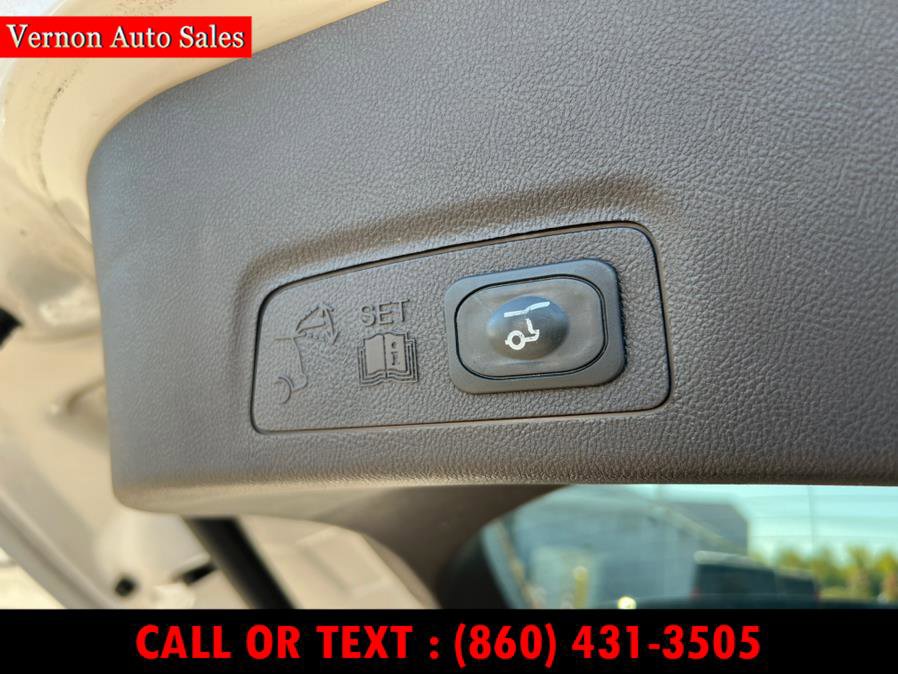 Used 2019 Lincoln MKC Reserve w/ MKC Climate Package image 19