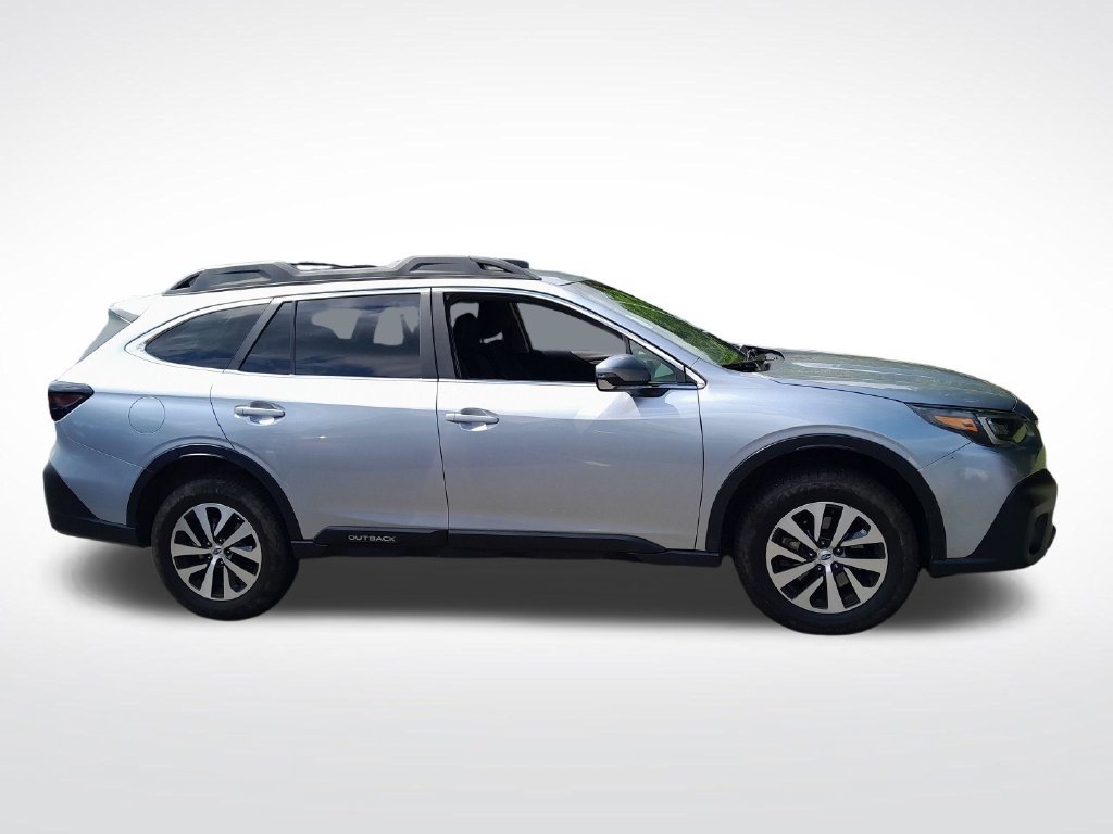 Used 2022 Subaru Outback Premium AWD/4WD image 9