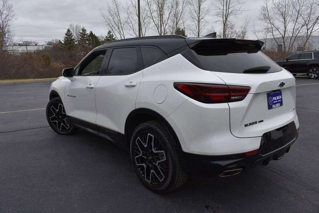 Used 2023 Chevrolet Blazer RS w/ Driver Confidence II Package AWD/4WD image 8