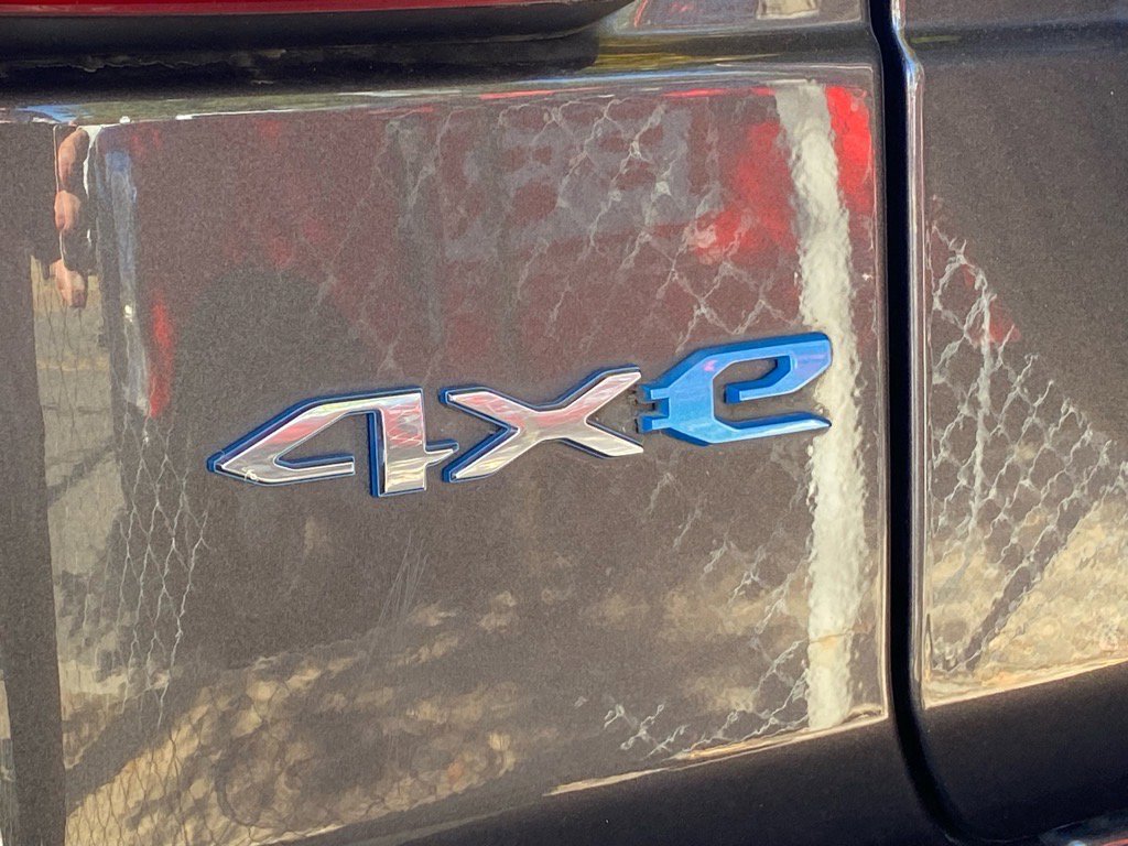 Used 2021 Jeep Wrangler Unlimited Sahara w/ Cold Weather Group image 3