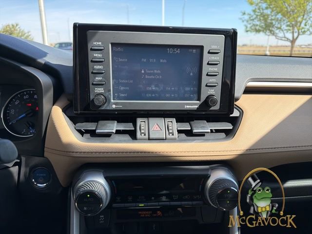 Used 2022 Toyota RAV4 XLE Premium AWD/4WD image 13