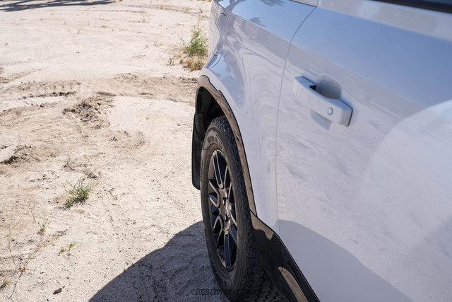 Used 2023 Land Rover Defender 90 X-Dynamic SE image 89