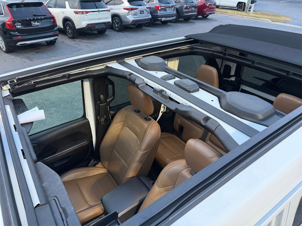 Used 2020 Jeep Wrangler Unlimited Sahara image 29