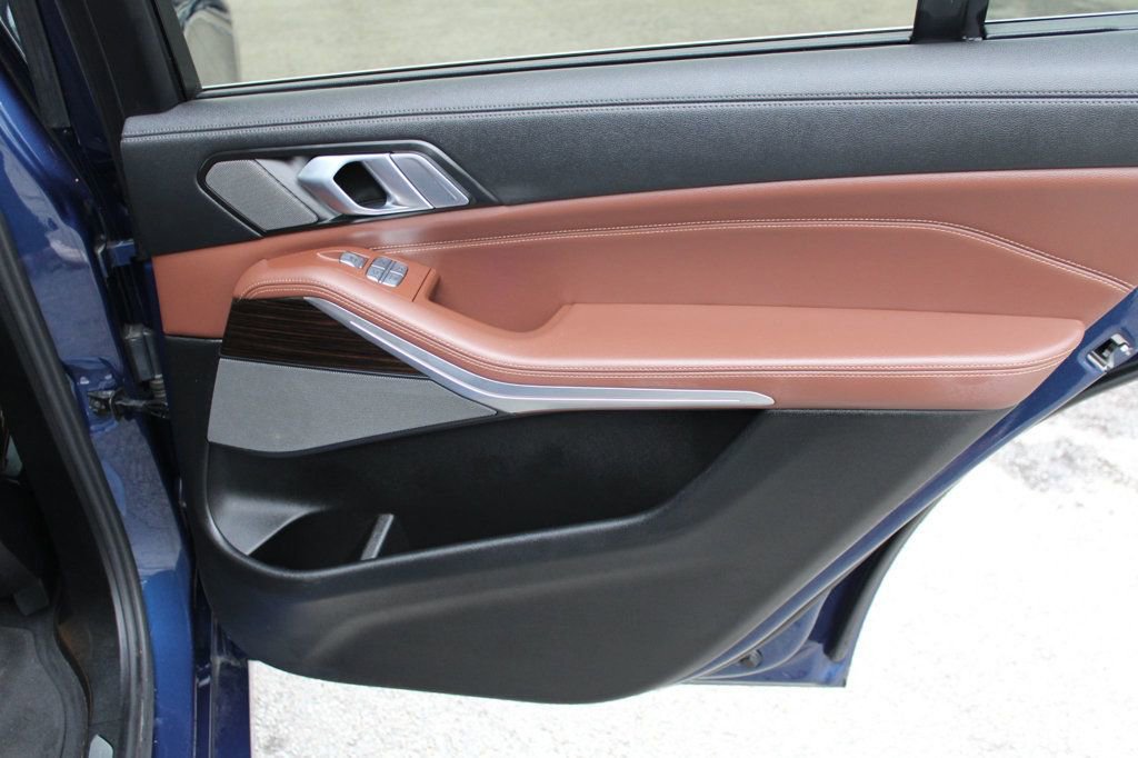 Used 2020 BMW X7 xDrive40i w/ Premium Package image 24