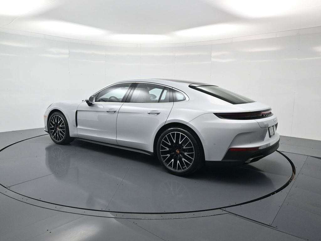 Certified 2026 Porsche Panamera image 3