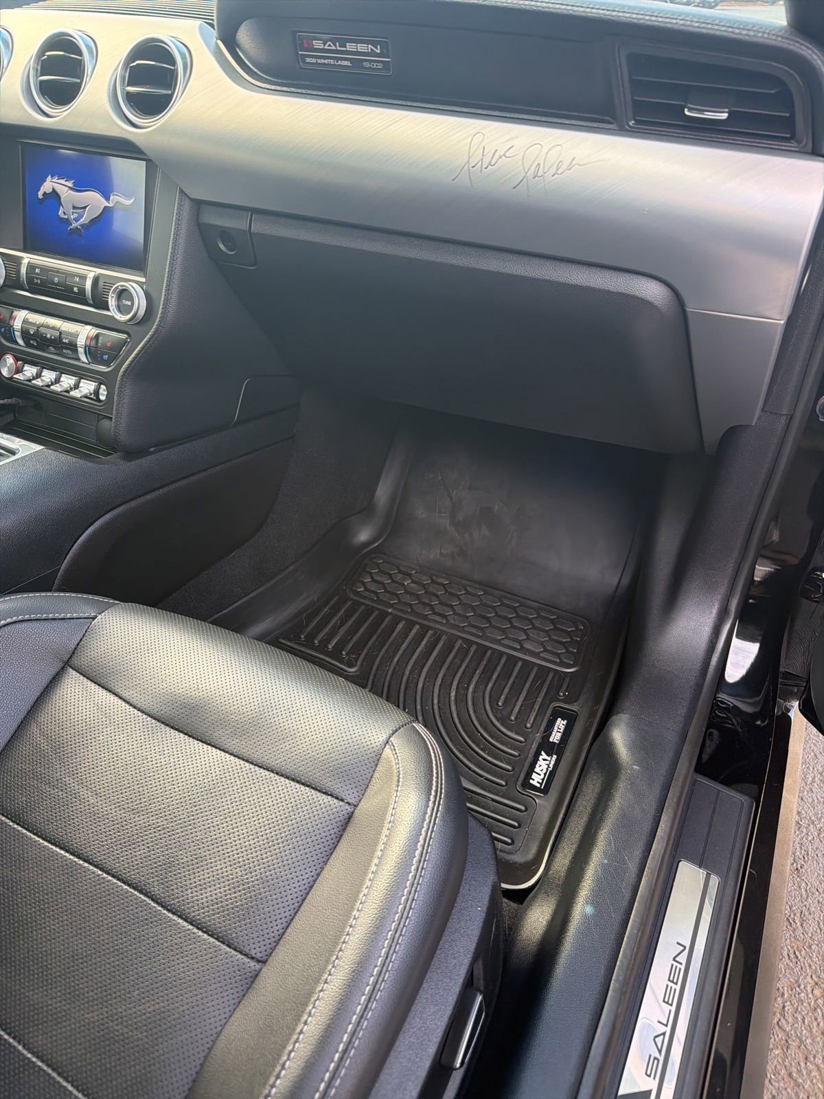 Used 2019 Ford Mustang GT Premium RWD image 4