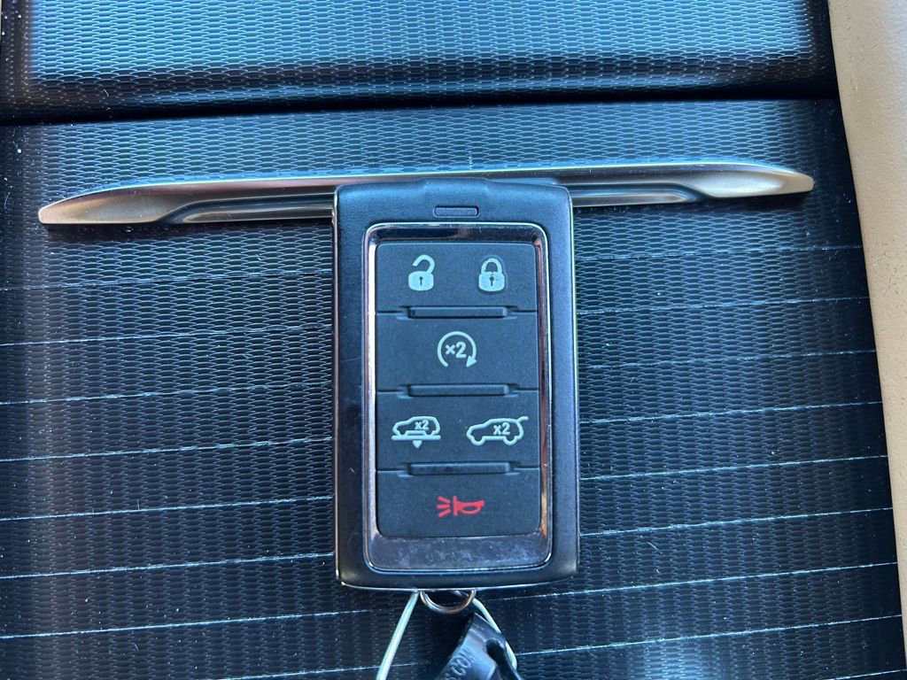 Used 2024 Jeep Grand Wagoneer Series III w/ Rear Seat Video Group 1 AWD/4WD image 38