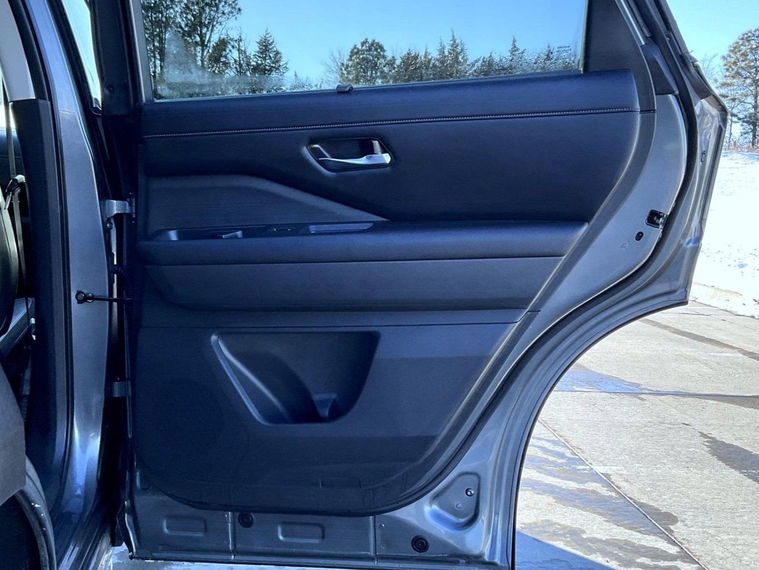 Used 2024 Nissan Pathfinder SL image 18