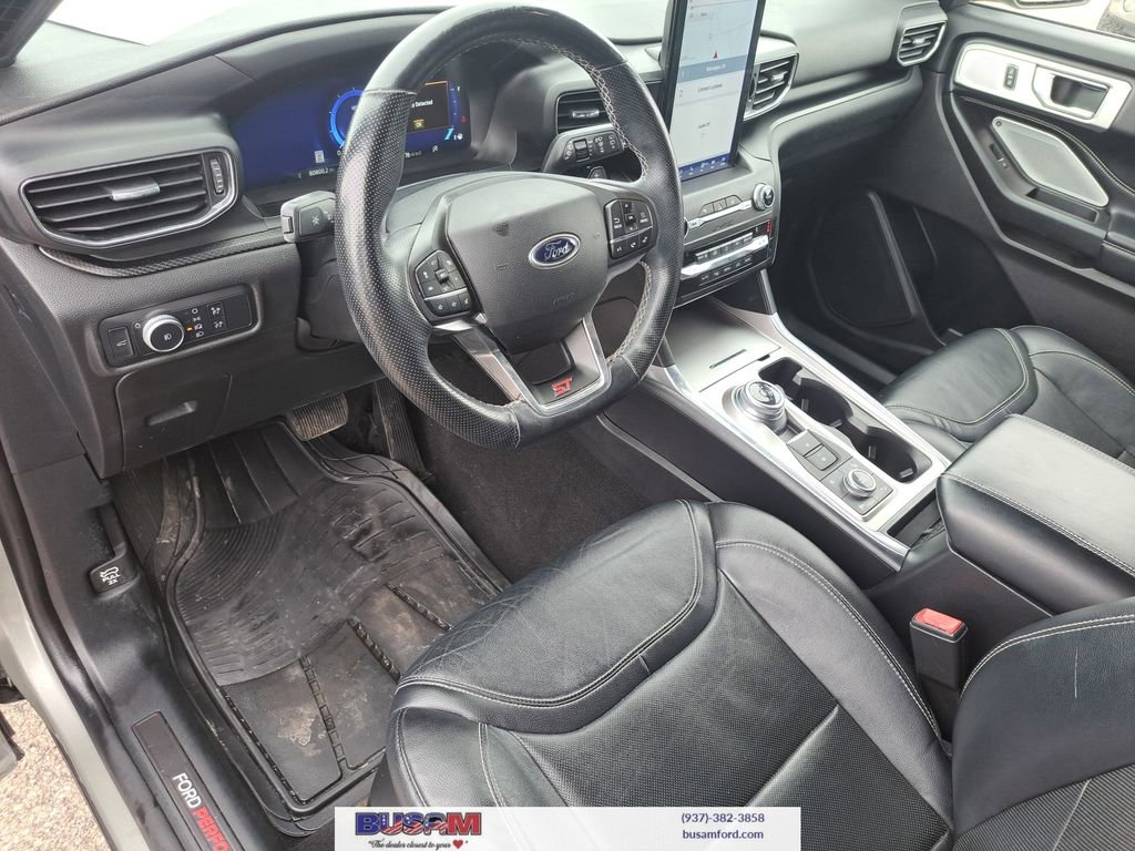 Used 2020 Ford Explorer ST w/ Premium Technology Package image 15