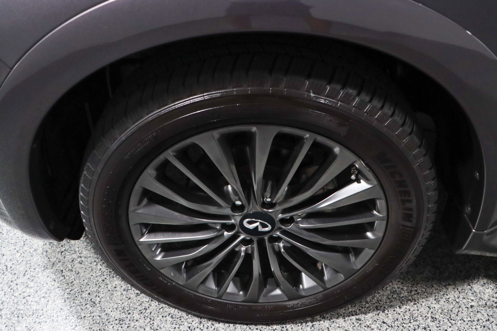 Used 2022 INFINITI QX80 Sensory w/ Cargo Package image 11