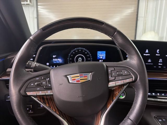 Used 2024 Cadillac Escalade ESV Premium Luxury w/ Performance Package AWD/4WD image 33