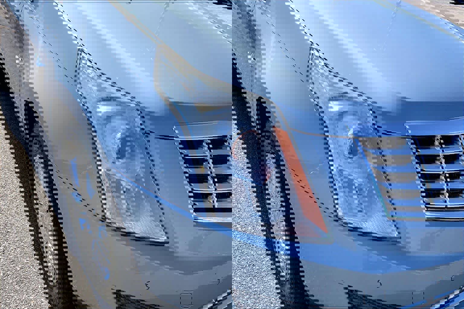 Used 2014 Cadillac SRX Luxury w/ Driver Awareness Package image 27