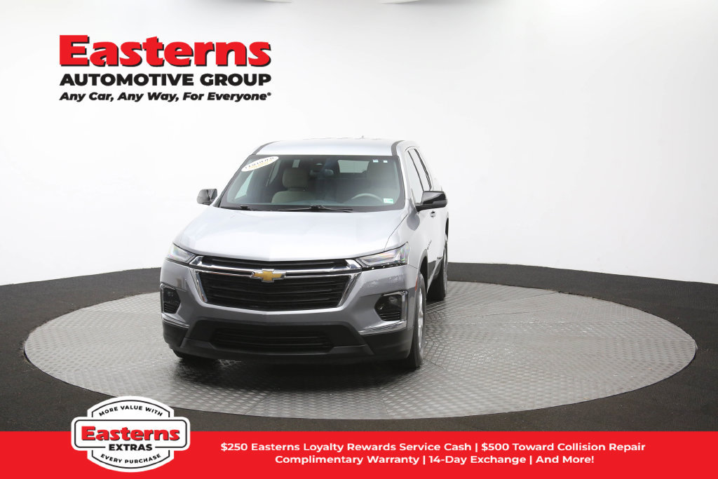 Used 2023 Chevrolet Traverse LS FWD image 53
