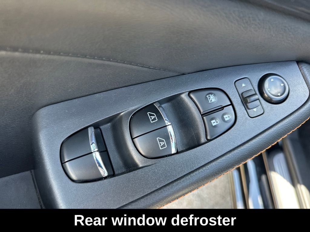 Used 2023 Nissan Maxima SR w/ Sport Mat Group FWD image 12