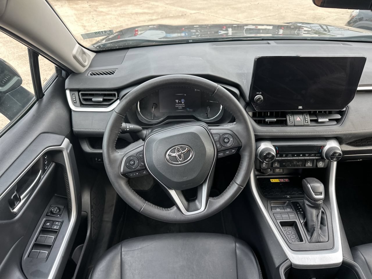 Used 2023 Toyota RAV4 XLE Premium FWD image 11