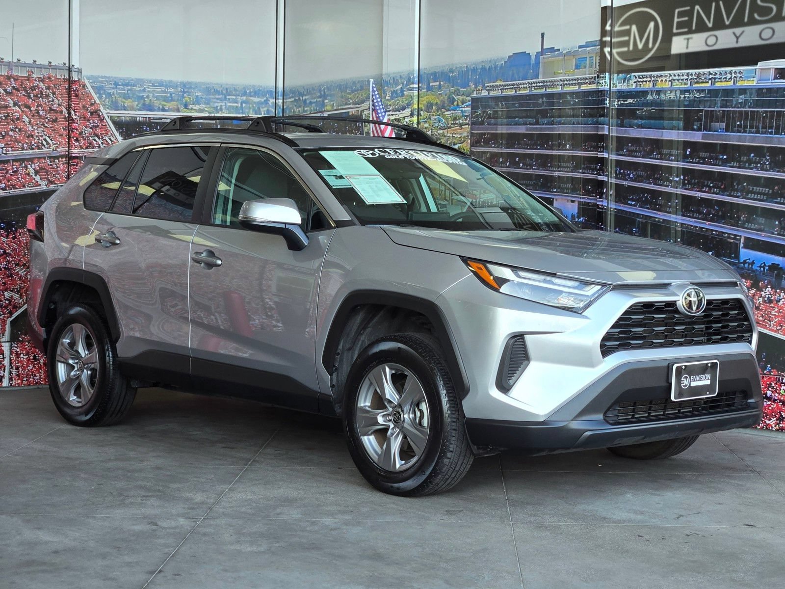 Certified 2022 Toyota RAV4 XLE AWD/4WD image 1