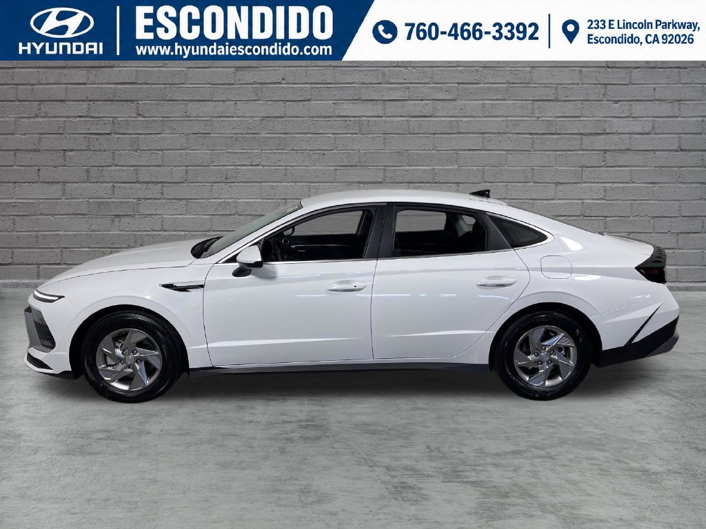 New 2026 Hyundai Sonata SE FWD image 2