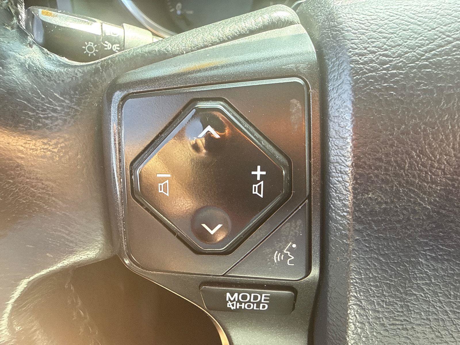 Used 2019 Toyota Sequoia Limited w/ Safety & Convenience Package AWD/4WD image 16