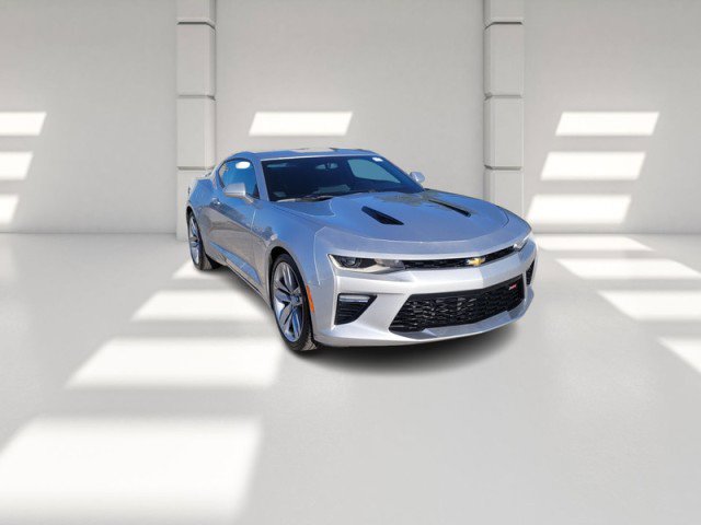 Used 2017 Chevrolet Camaro SS image 3