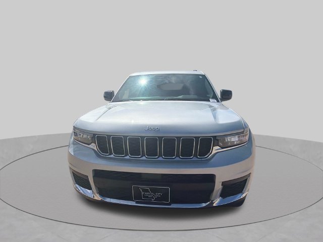 Used 2025 Jeep Grand Cherokee L Laredo AWD/4WD image 9