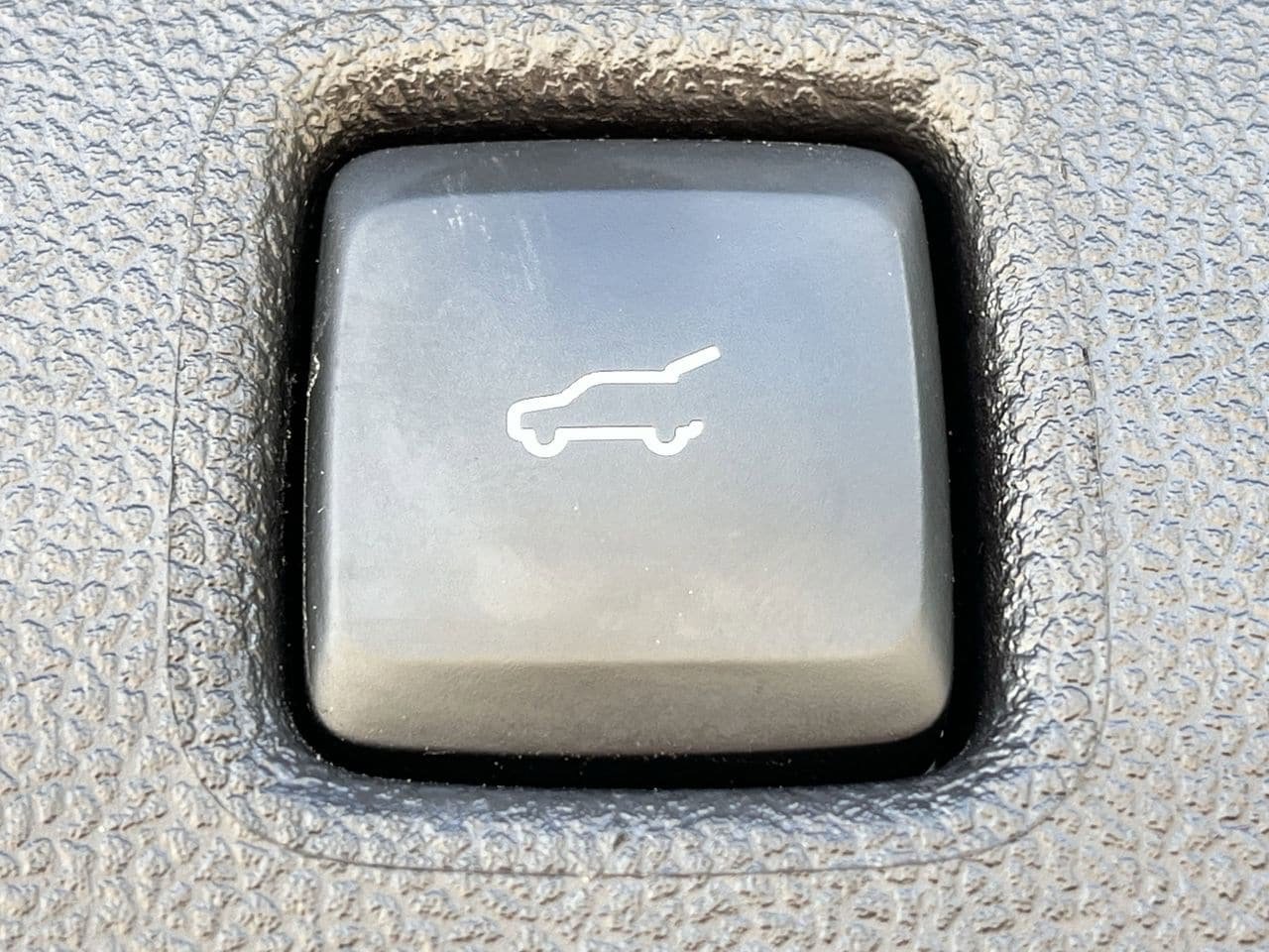 Used 2025 Ford Escape SE image 28