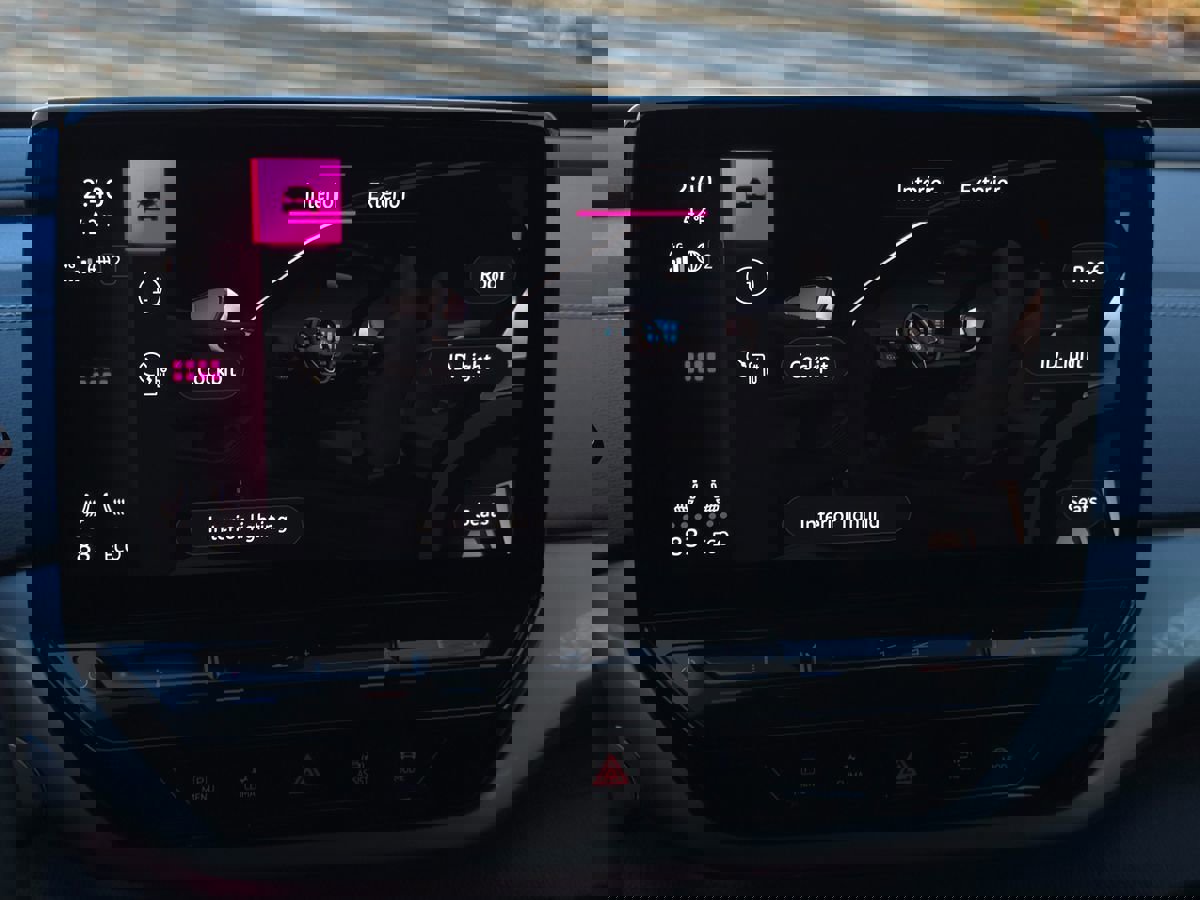 Used 2023 Volkswagen ID.4 Pro S image 34