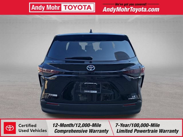 Certified 2024 Toyota Sienna LE FWD image 6