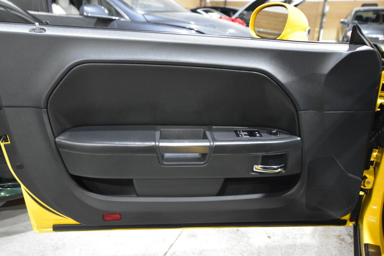 Used 2012 Dodge Challenger R/T image 14