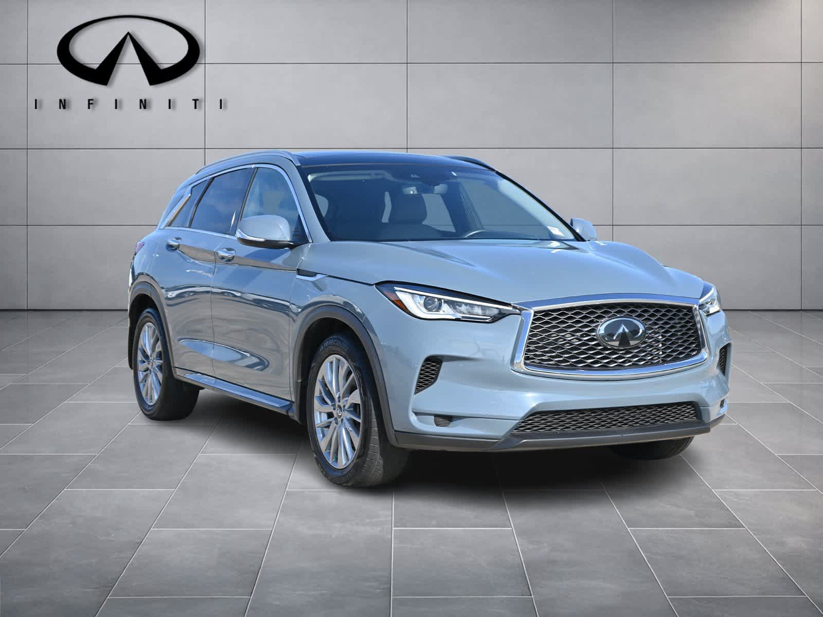 Certified 2023 INFINITI QX50 Luxe FWD image 3