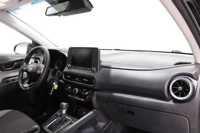 Used 2023 Hyundai Kona SE w/ Cargo Package AWD/4WD image 15