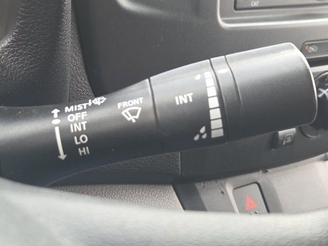Used 2017 Nissan NV200 SV image 32