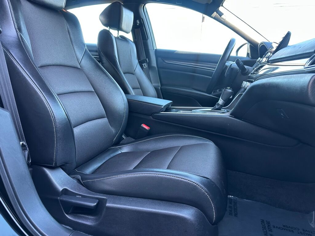 Used 2022 Honda Accord Sport image 25