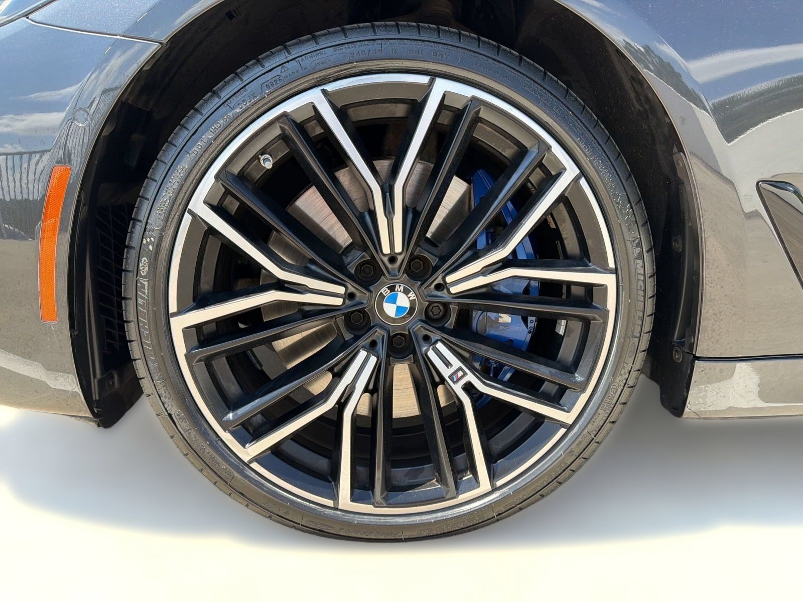 Used 2022 BMW 540i w/ M Sport Package RWD image 13