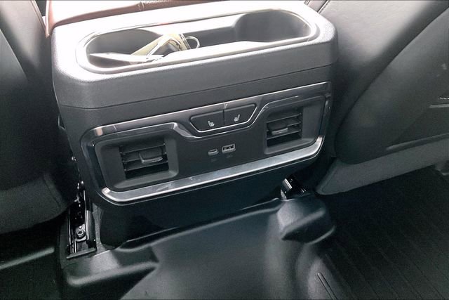 Used 2025 GMC Sierra 3500 Denali Ultimate AWD/4WD image 25