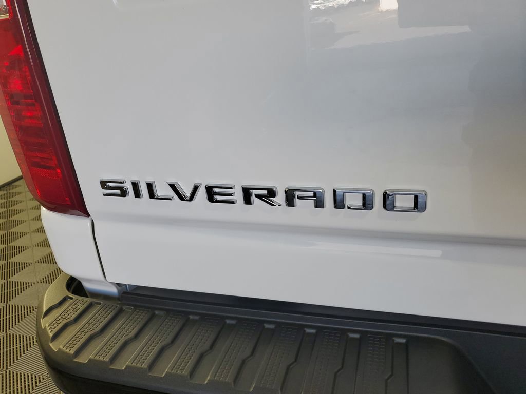 New 2025 Chevrolet Silverado 2500 Custom w/ Custom Value Package image 31