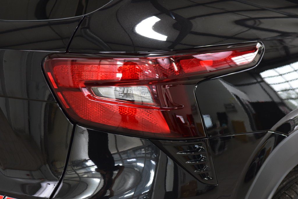New 2026 Chevrolet Trax RS w/ Sunroof Package FWD image 19