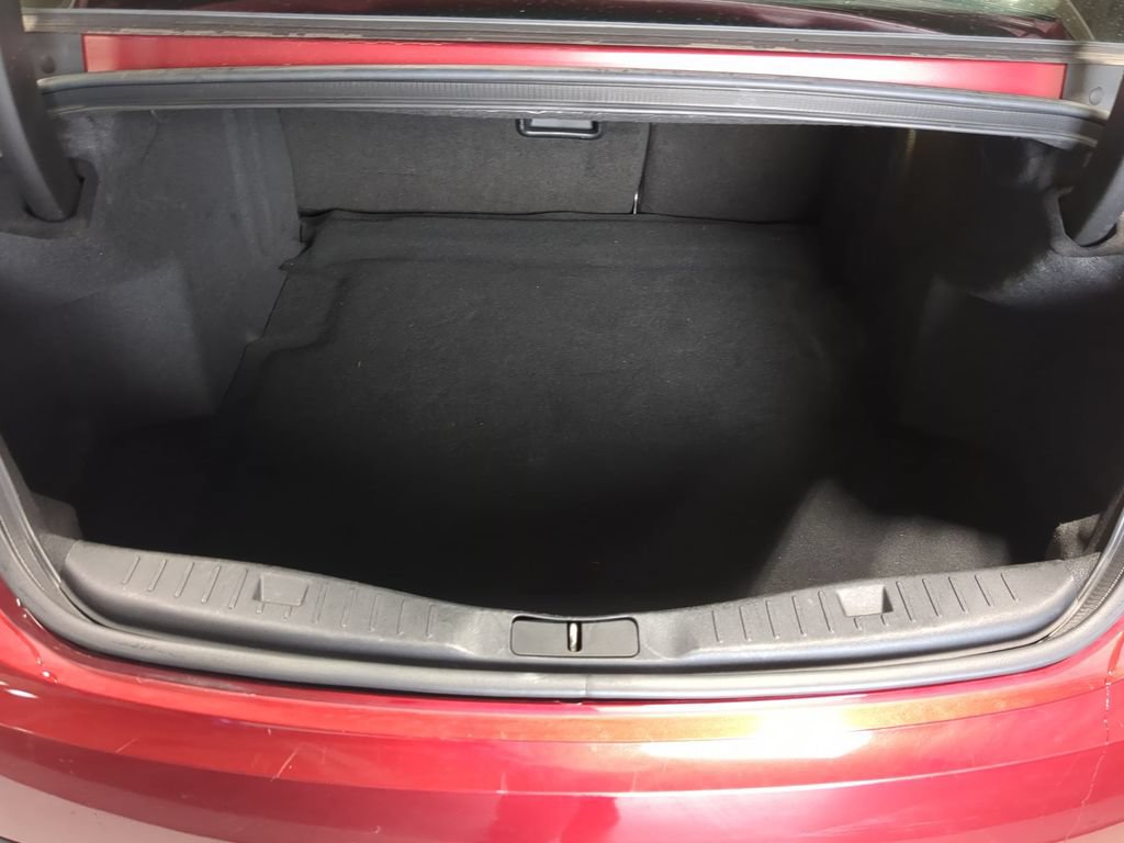 Used 2017 Lincoln MKZ Premiere FWD image 36
