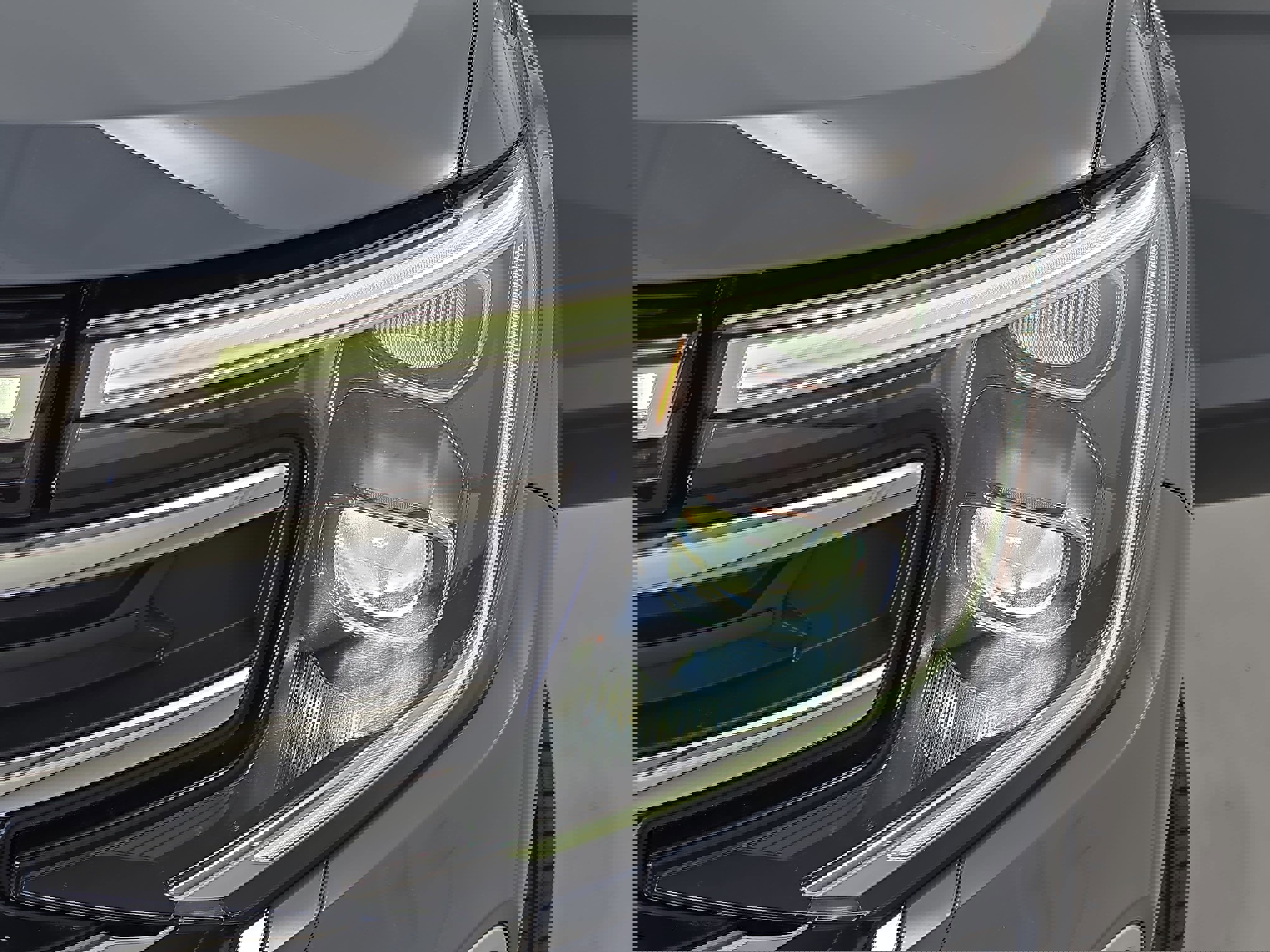 Used 2025 Volkswagen Atlas SE w/ Panoramic Sunroof Package image 33