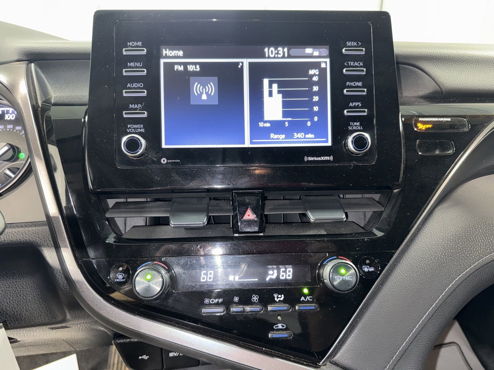 Used 2023 Toyota Camry SE FWD image 23