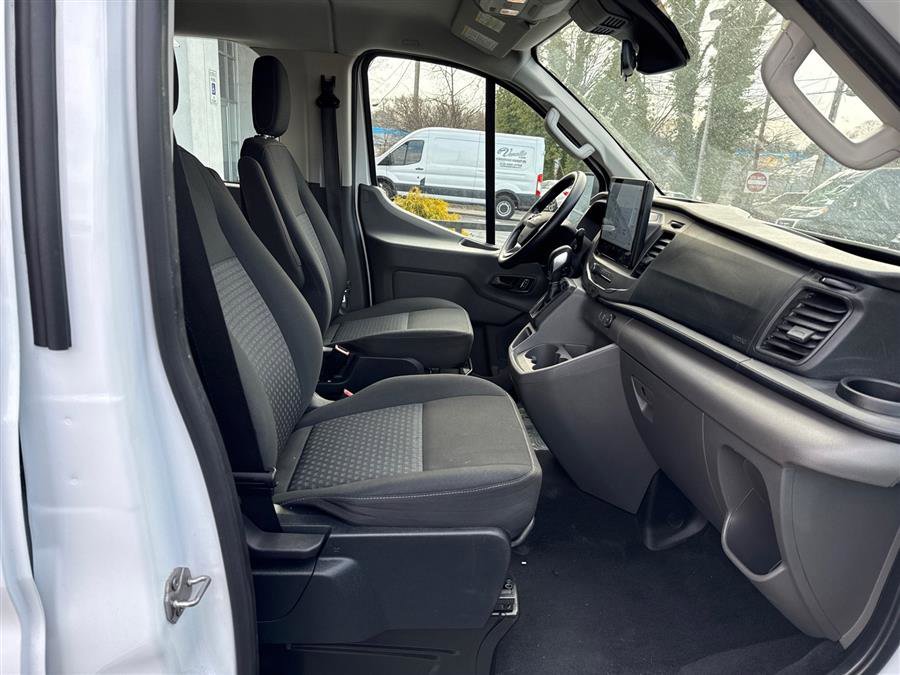 Used 2022 Ford Transit 350 XLT image 59