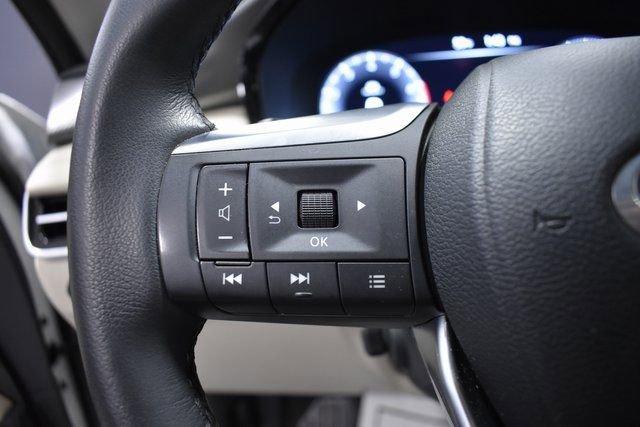 Used 2025 INFINITI QX60 Luxe w/ Vision Package image 28