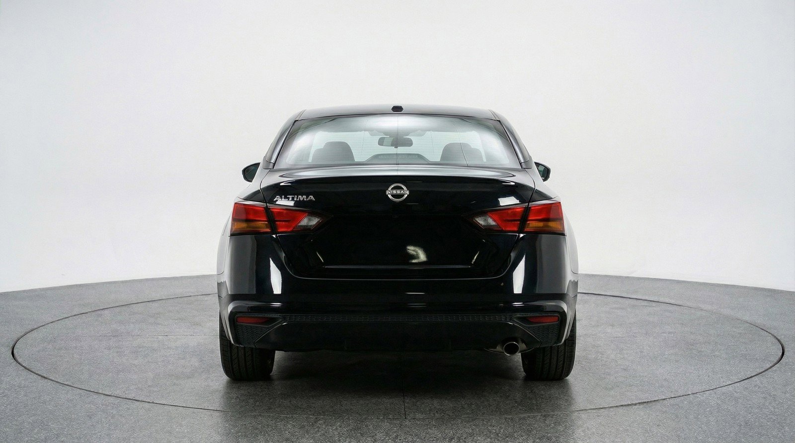 Used 2025 Nissan Altima 2.5 SV image 7