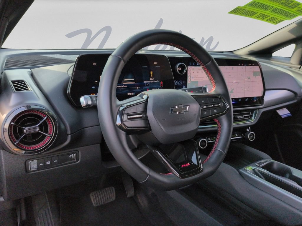 Used 2024 Chevrolet Equinox EV RS FWD image 15